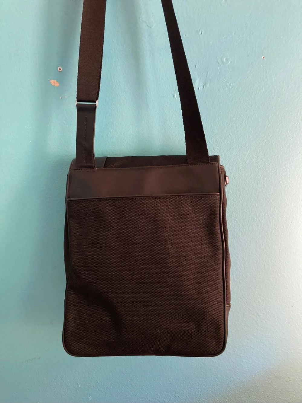 Tumi Alpha 3 LXT Messenger Crossbody Black Nylon & Leather Tech Laptop Bag
